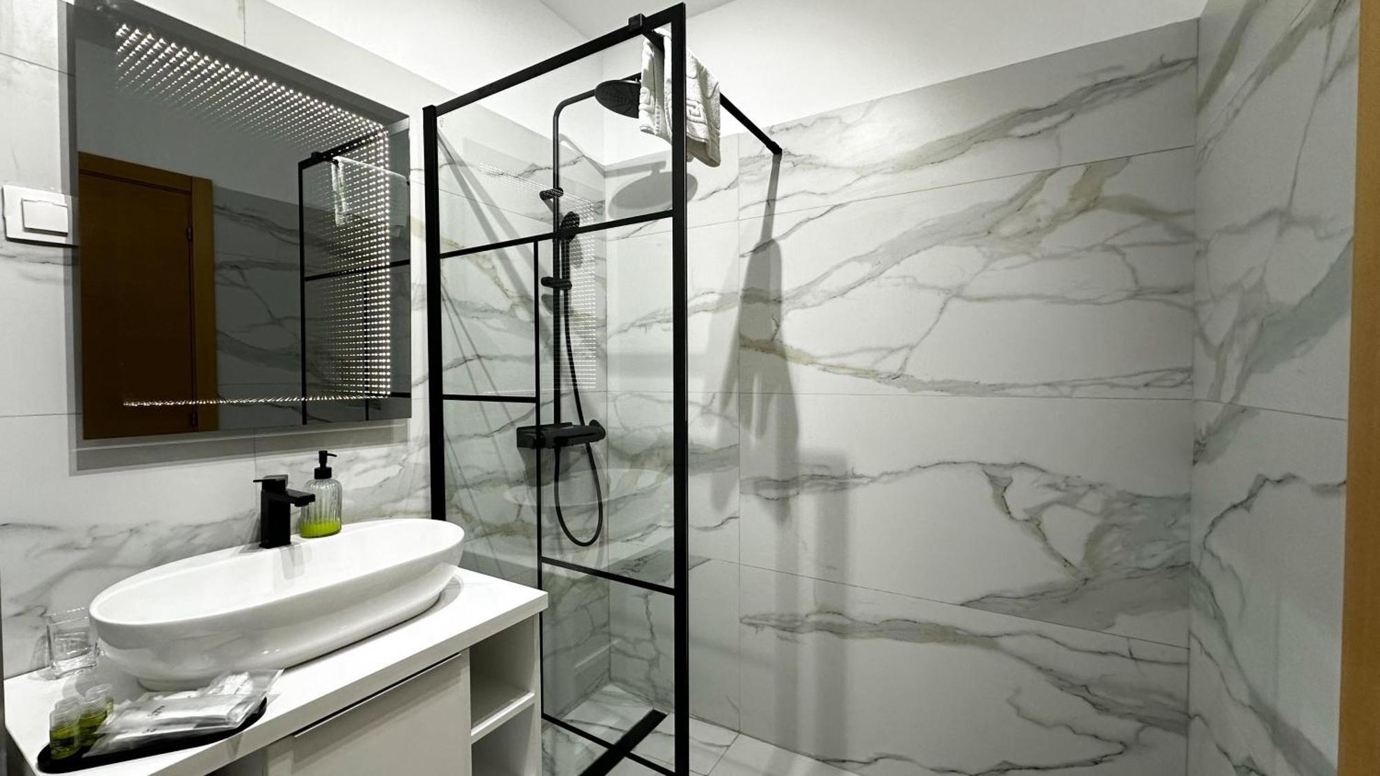 Ad Apartments คลูจ-นาโปกา ภายนอก รูปภาพ